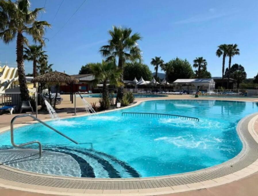 Le Moorea Mobilhome Camping Le Montourey 4 Etoiles Fréjus Zewnętrze zdjęcie