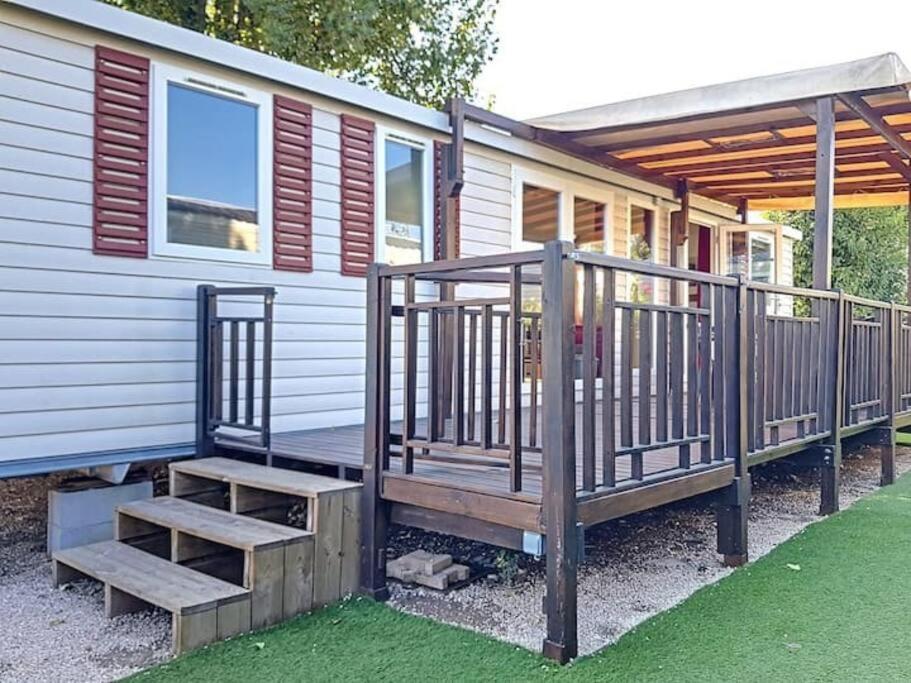 Le Moorea Mobilhome Camping Le Montourey 4 Etoiles Fréjus Zewnętrze zdjęcie